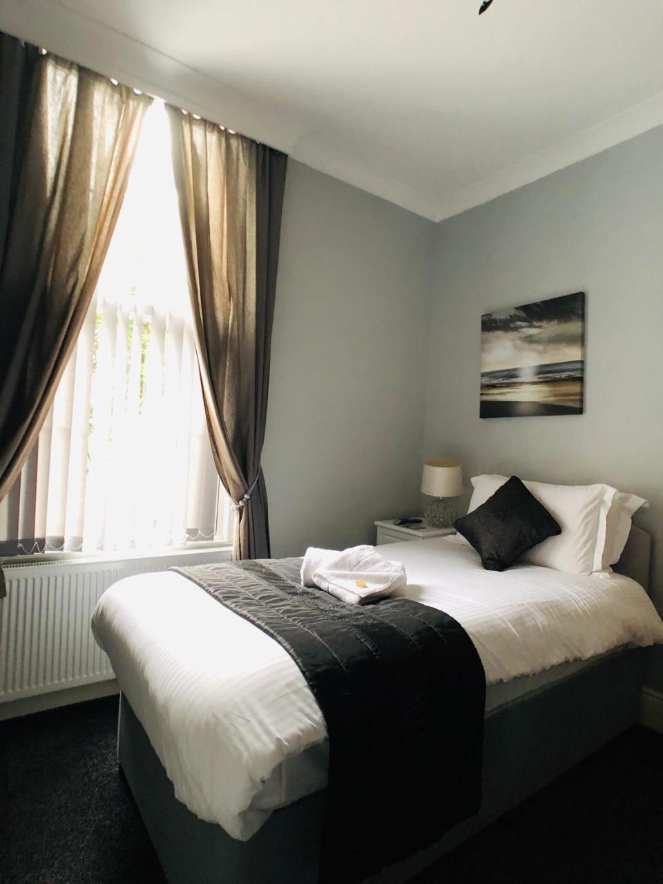 Glenorleigh Hotel Torquay Bagian luar foto