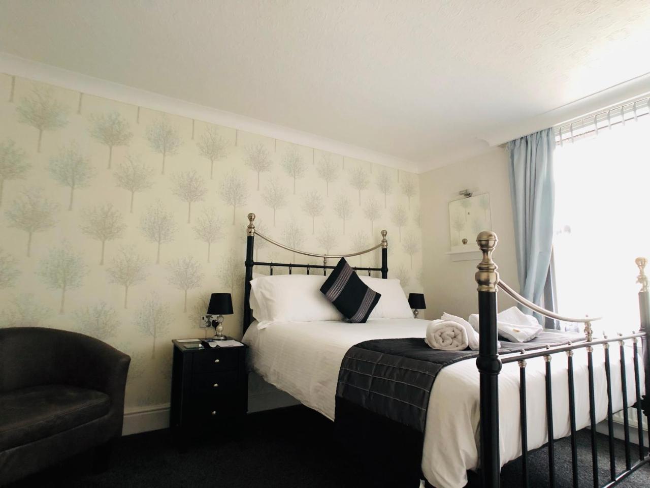 Glenorleigh Hotel Torquay Bagian luar foto