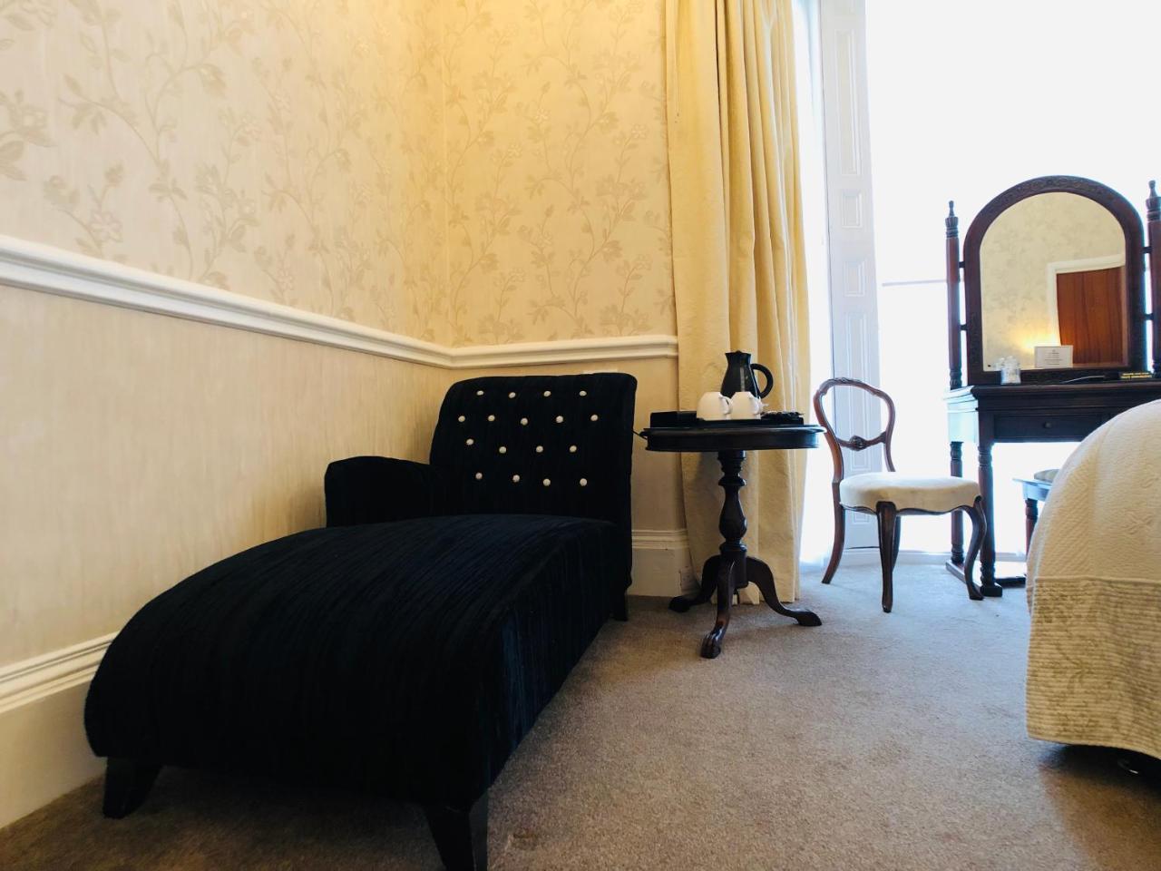 Glenorleigh Hotel Torquay Bagian luar foto